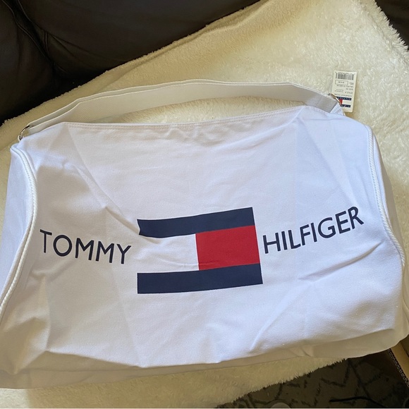 Tommy Hilfiger Bags Tommy Hilfiger Classic White Travel Duffle